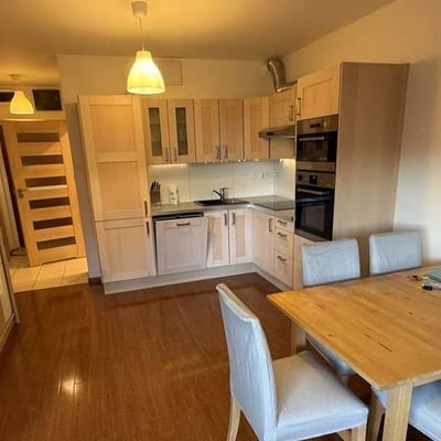Alquiler de un acogedor apartamento de 2 habitaciones, 47 m², Grabiszyn, Breslavia, Polonia
